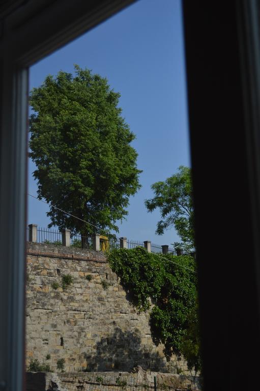 Casa Vacanze All'Angolo Триест Номер фото