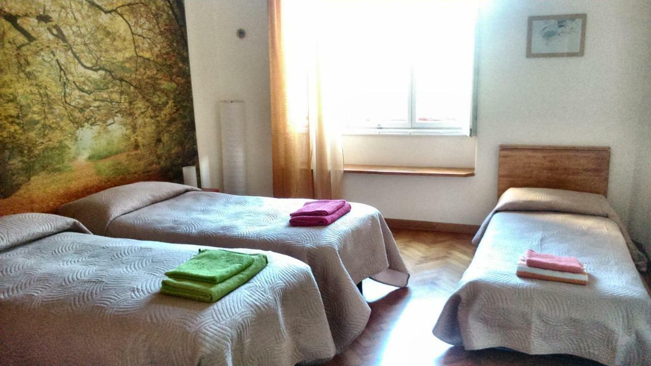 Casa Vacanze All'Angolo Триест Экстерьер фото